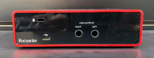 Focusrite - Scarlett Solo 3rd Gen USB Audio Interface 2